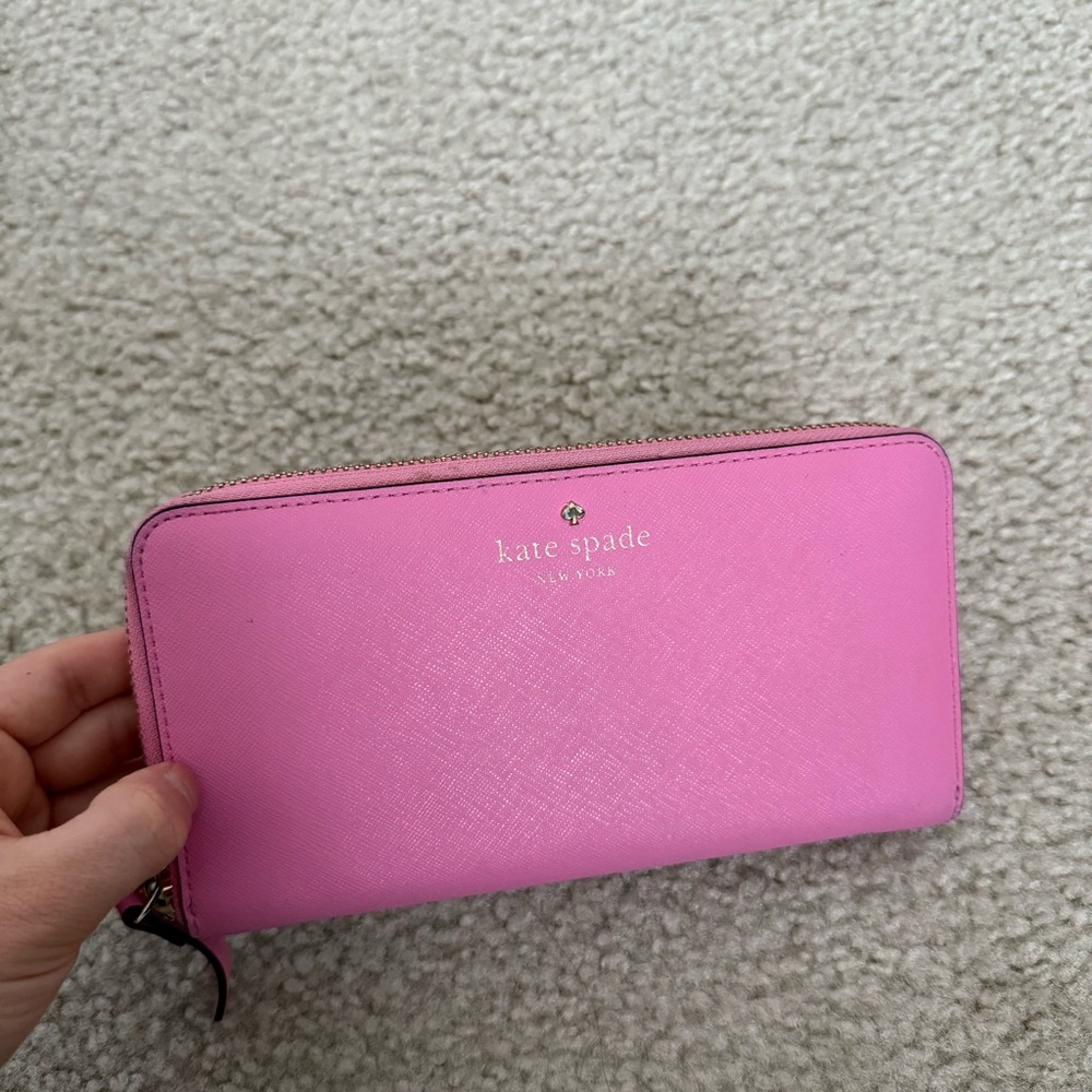 Kate Spade Saffiano Leather Wallet